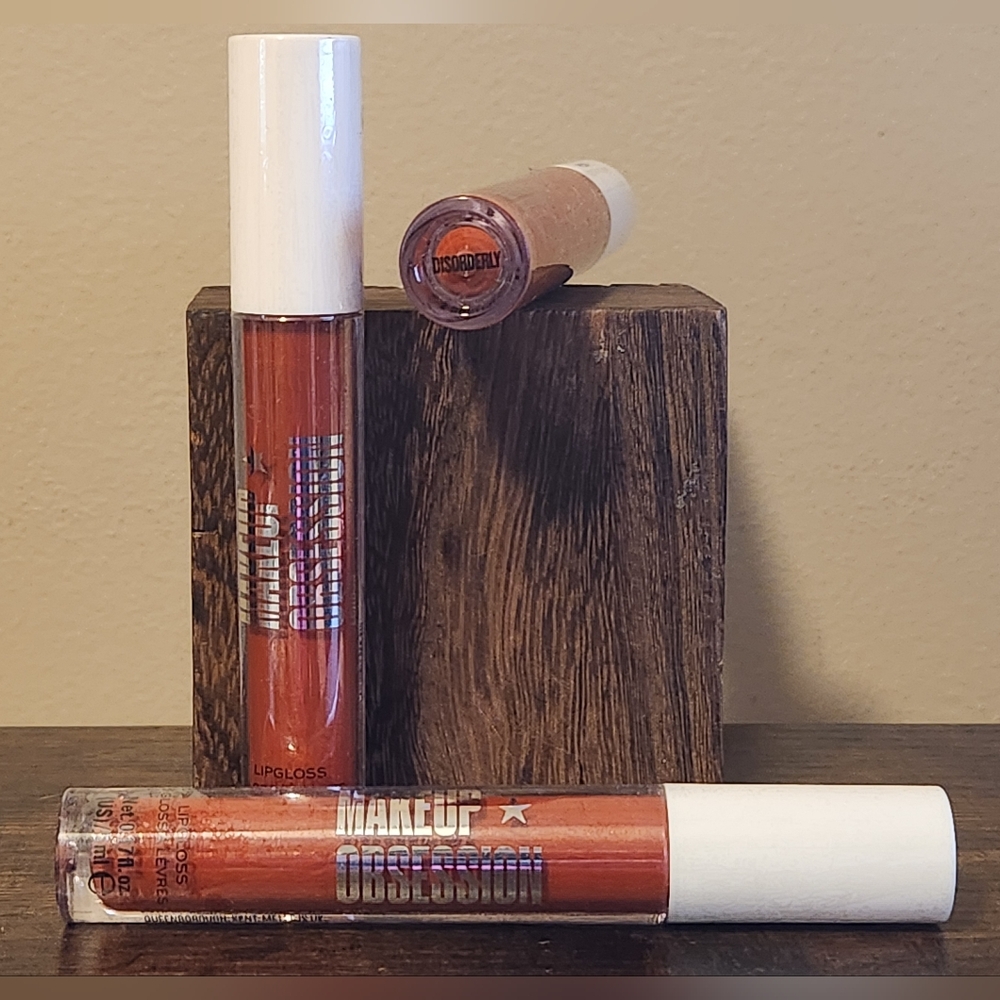 MAKEUP OBSESSION LIP GLOSS ~ DISORDERLY
